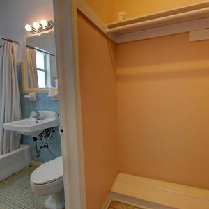 Habitación Estándar con Cama King